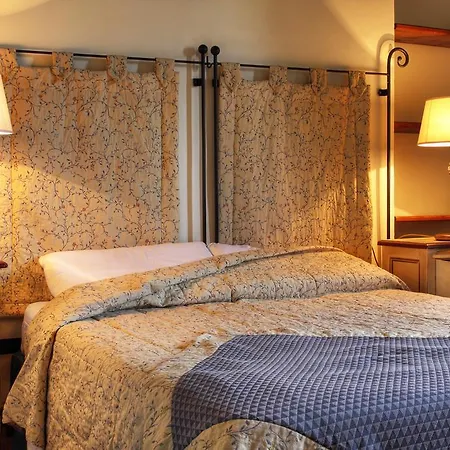 Le Felcete Country House * 新维南佐